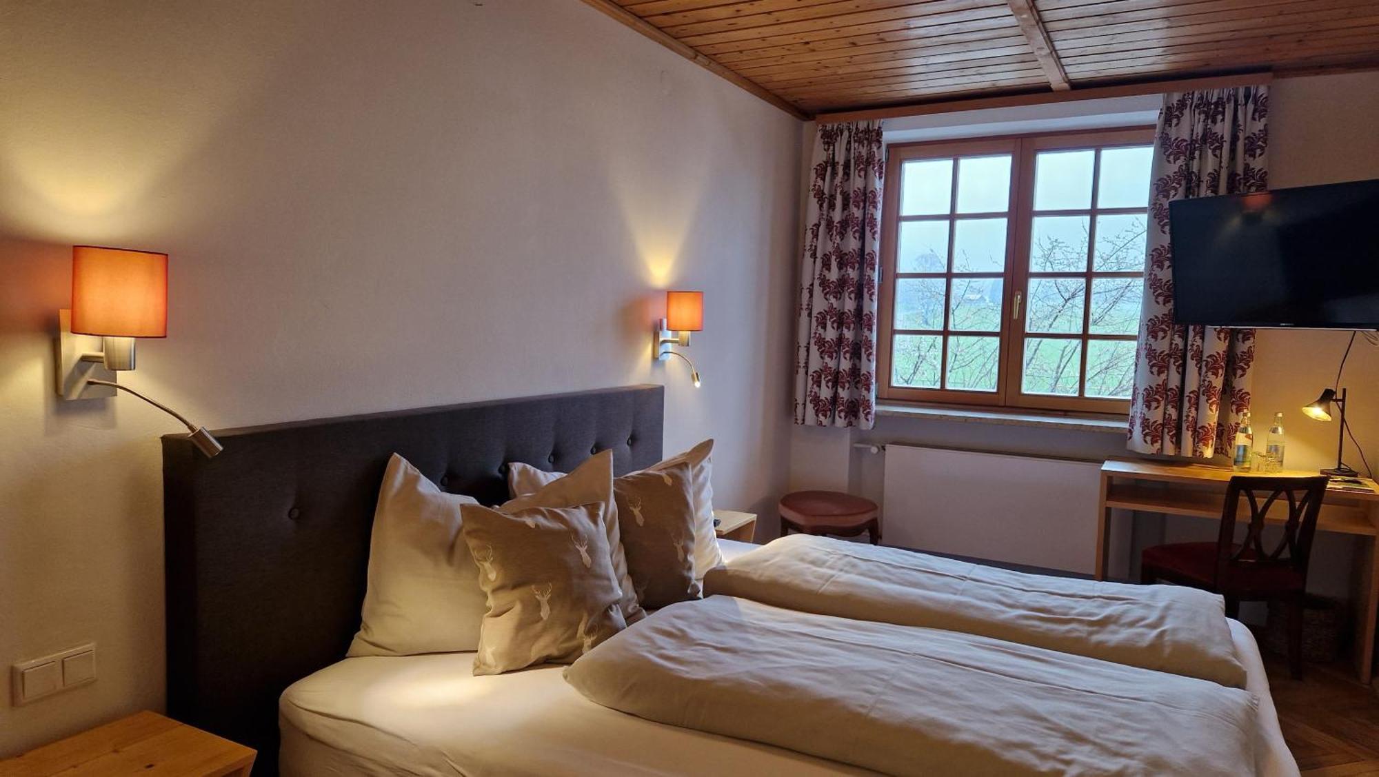 Hotel Landgasthof Alter Wirt Fischbachau Exterior foto